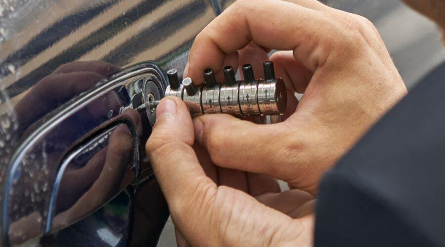 Expert new roof installation services in Schiller Park, IL